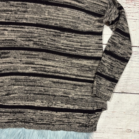 Eileen Fisher Organic Linen crewneck sweater marled black & cream petite fit - Picture 8 of 10